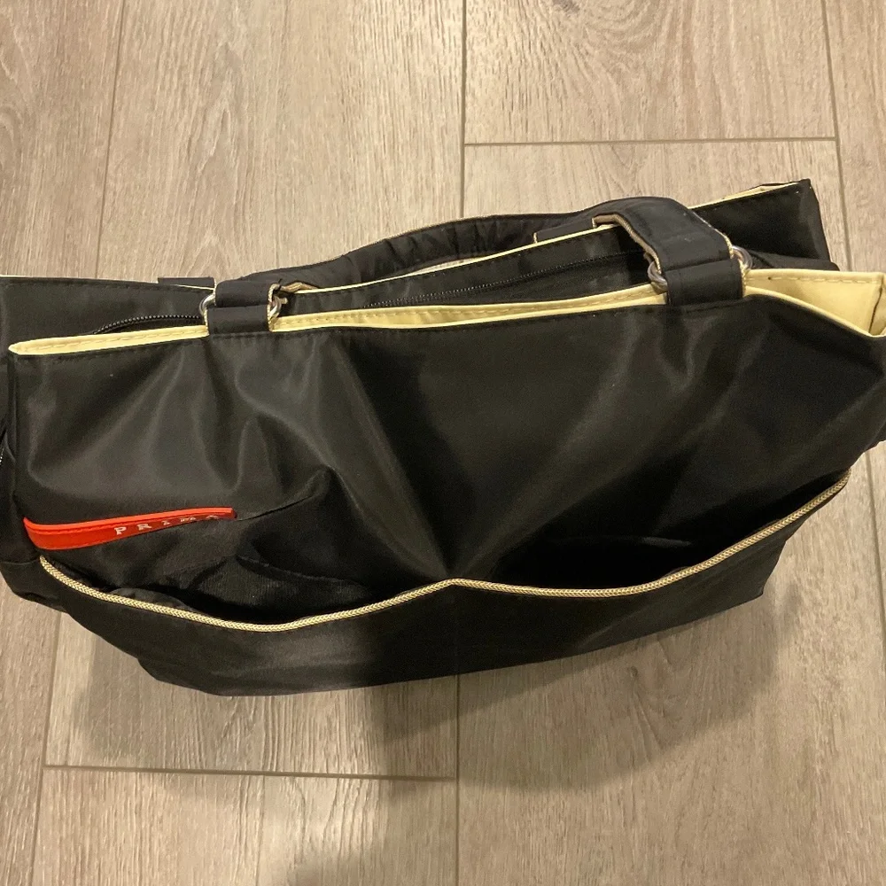 PRIMA black tote